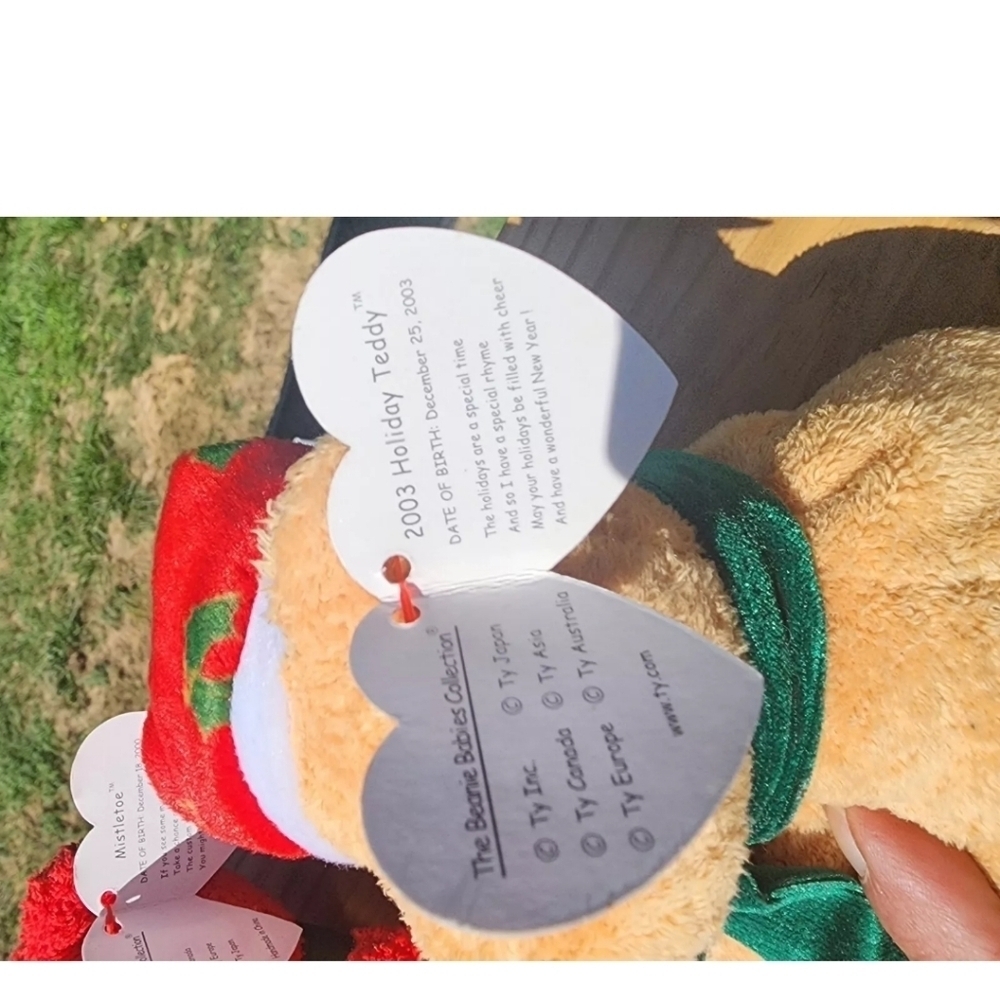 2 Vintage Ty Christmas Beanie Babies ~03 Holiday Teddy 01 Mistletoe Bear~ W Tags - Picture 6 of 6